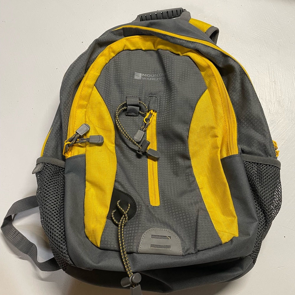 Mountain warehouse backpack